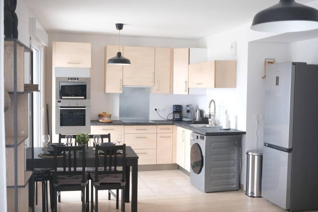 Magnifique Appartement Sur La Seine アルフォールヴィル エクステリア 写真